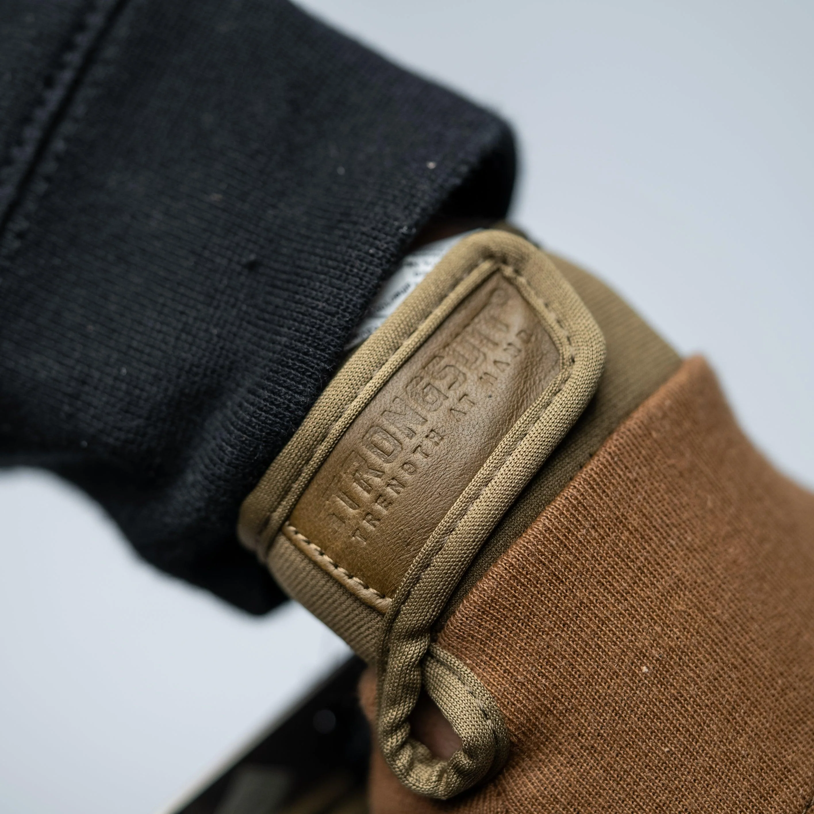 Strongsuit Gloves Warrior - Image 4